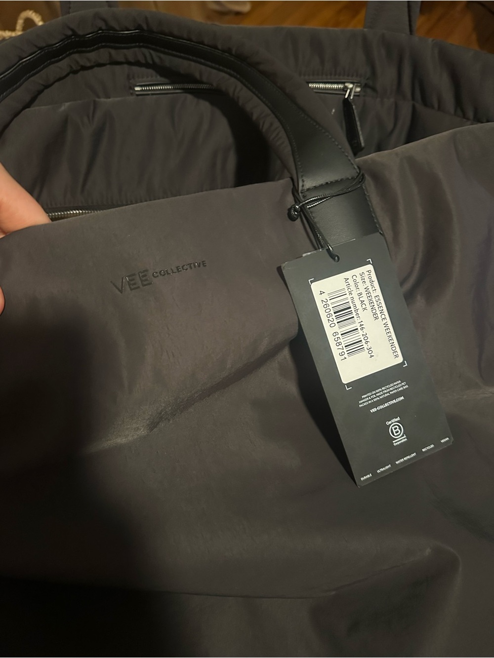 Weekender Tote in Black - Picture 5 of 5